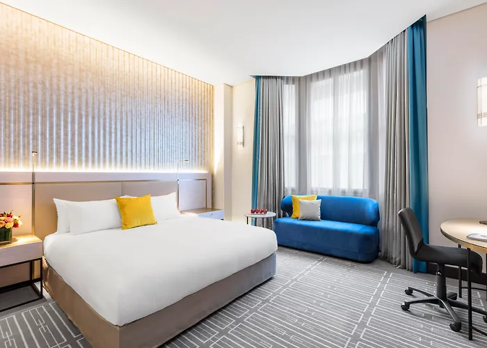 Deluxe King Room