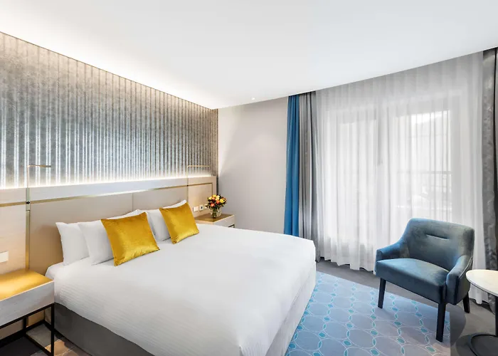 One-Bedroom Suite